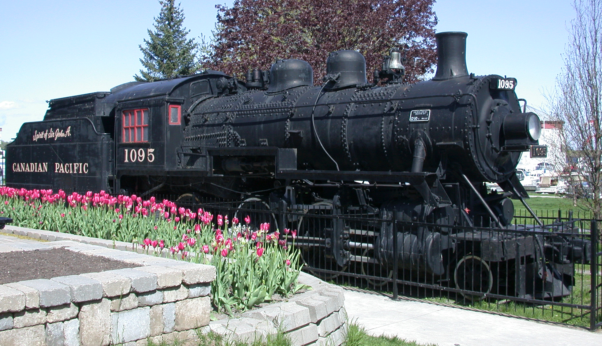 Locomotive-on-display-at-Confederation-Basin-downtown-Kingston